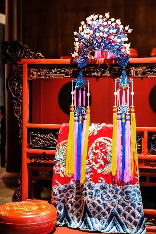 你知道古代十里红妆多华丽吗此景区有百床风情可看极奢华