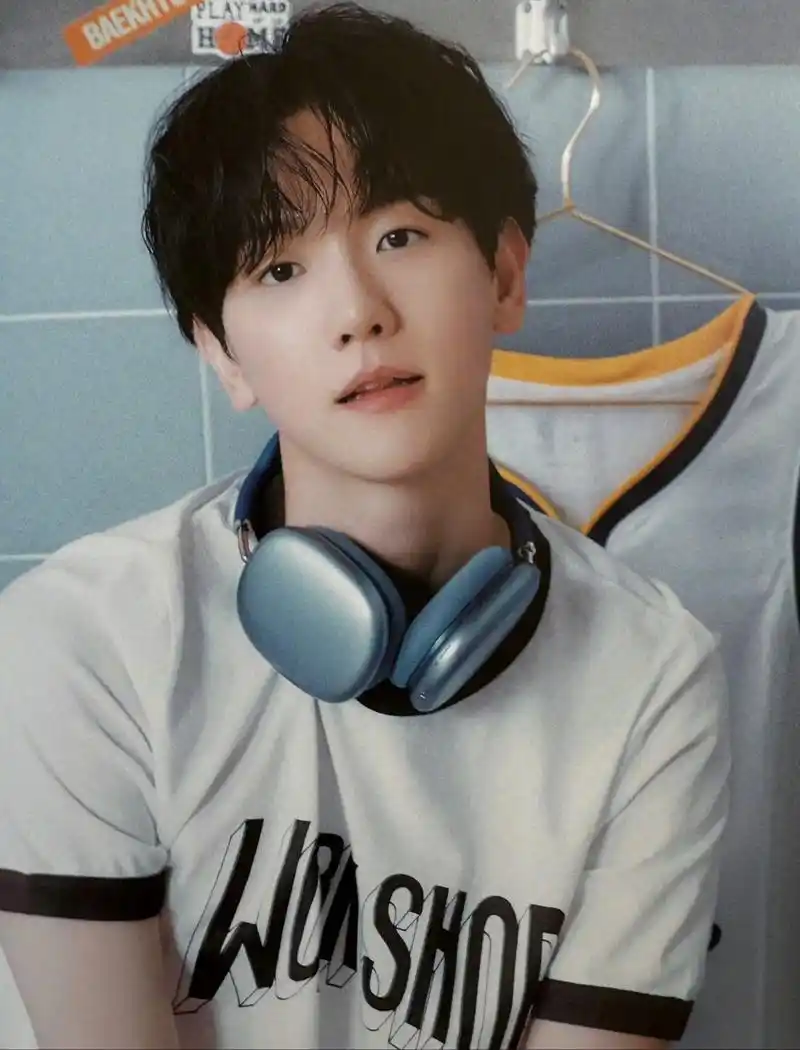 边伯贤 50207【colabbh4】 伯贤个人官咖一期