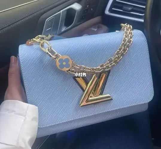lv斜挎链条包女包包蓝色水波纹旋钮单肩女包