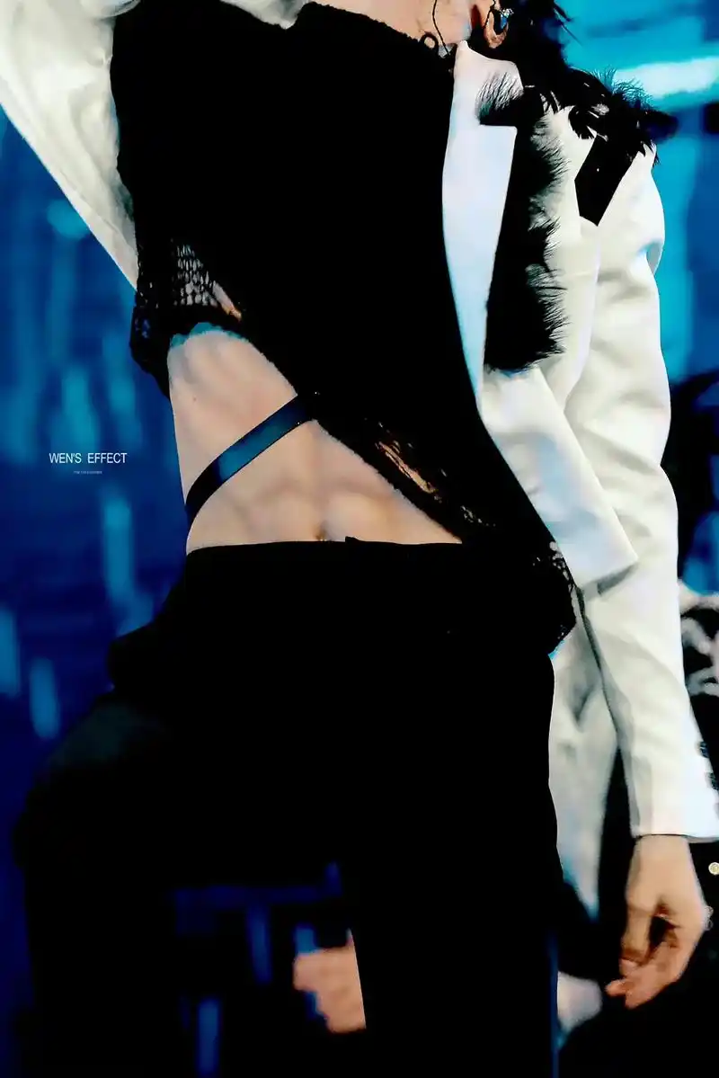 宝藏男孩 #向全世界安利 #时代少年团 #时代少年团刘耀文 #刘耀文腹肌