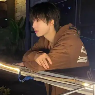 很帅气的最新男头阳光很潮流 2023清晰酷酷的男头合集帅气_男生头像