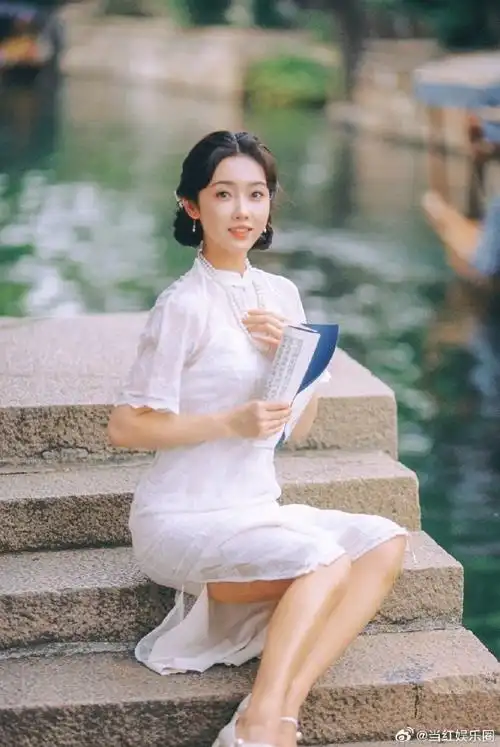 宣璐旗袍造型##宣璐演一部民国剧吧