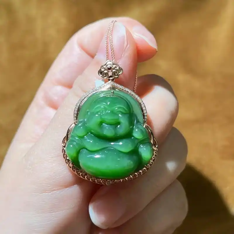 精品和田玉碧玉粉绿猫眼佛公