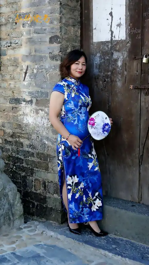 《缘聚南溪秀旗袍》表演:东方佳人团队 - 美篇