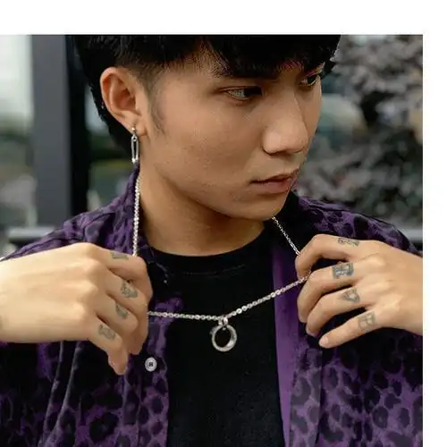 zishe刘耀文同款钛钢双环男生项链简约个性百搭时尚学生ins潮吊坠