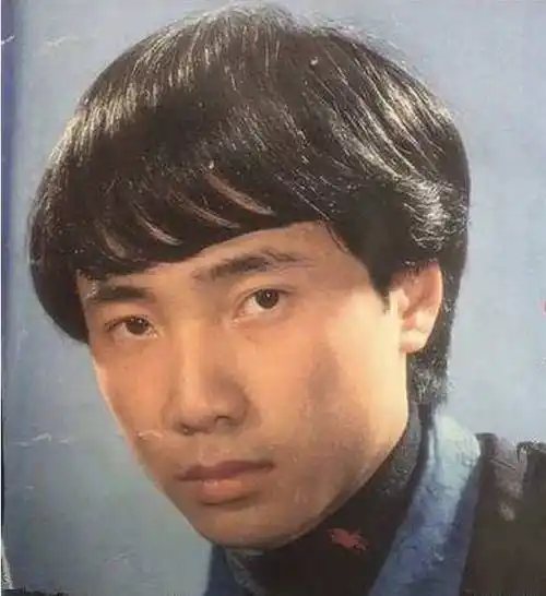 说出来你可能不信徐峥以前曾当过发型模特