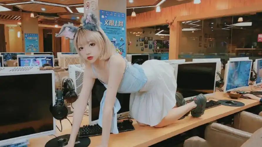 咬米素颜照 咬米陪玩是大部分陪练的几十倍 - 品度娱乐