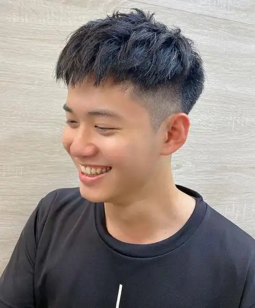 2021春夏男生发型流行趋势这8款造型值得剪长短都很帅气