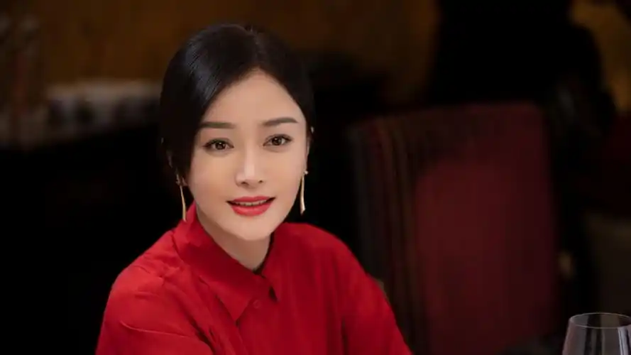 都市职场剧《怪你过分美丽》秦岚剧照,是你喜欢的嘛_高清图集_新浪网