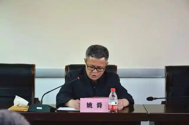 区委副书记,区委党校校长高强,副区长宋华龙共同为瑶海区委党校城管