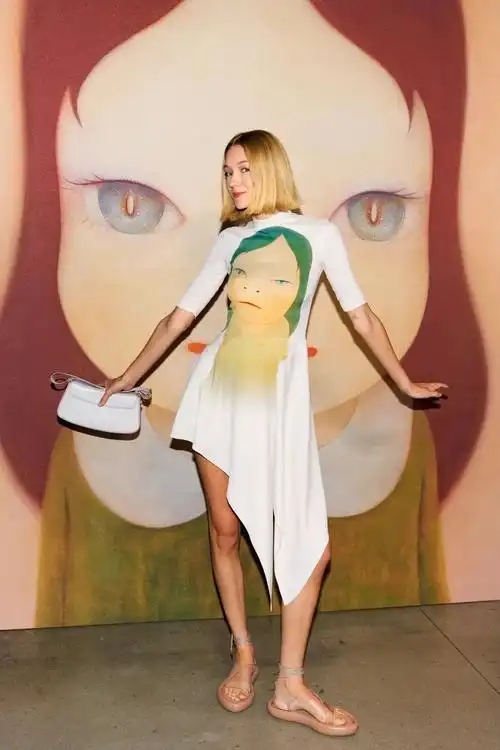 法国巴黎时装透露服装展(巴黎时装周的9天,好像过了半个多世纪)