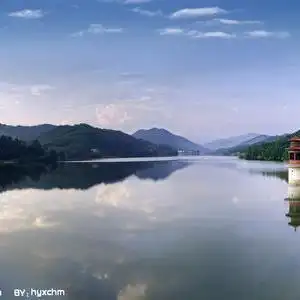 蓝天青山绿水头像好看:  猜忌