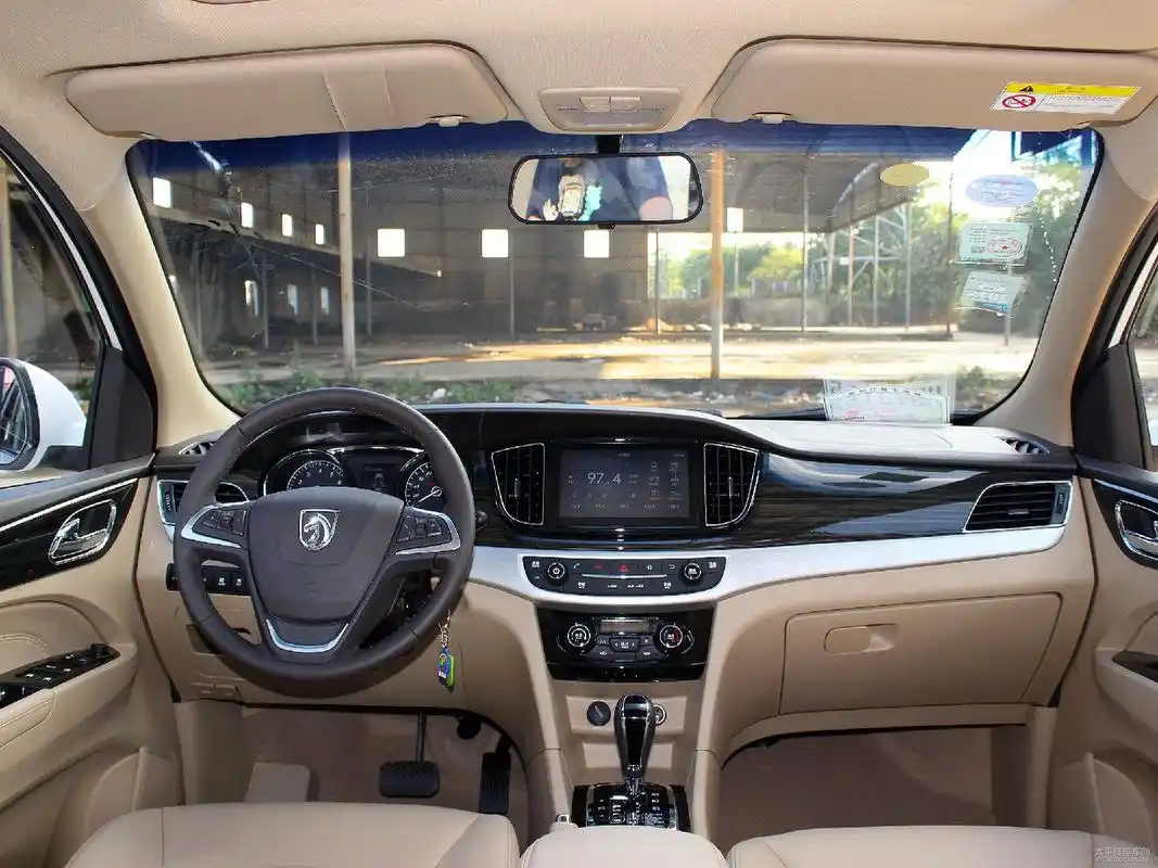 宝骏730 2016款 1.