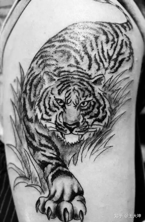 你身边有没有文身文出特别邪门的事