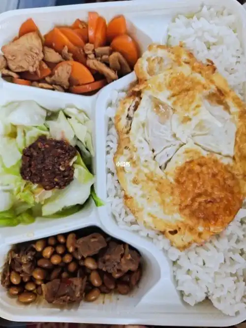 火车上t开头的盒饭25元份