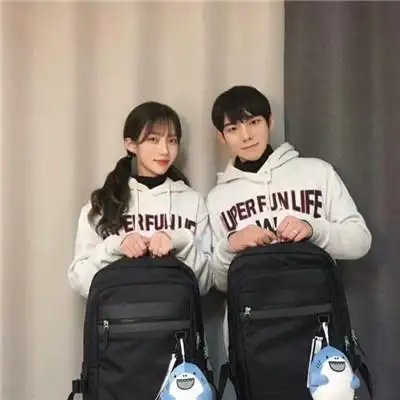 韩范幸福情侣微博头像合照一对男帅女萌 我说不爱你是在骗自己