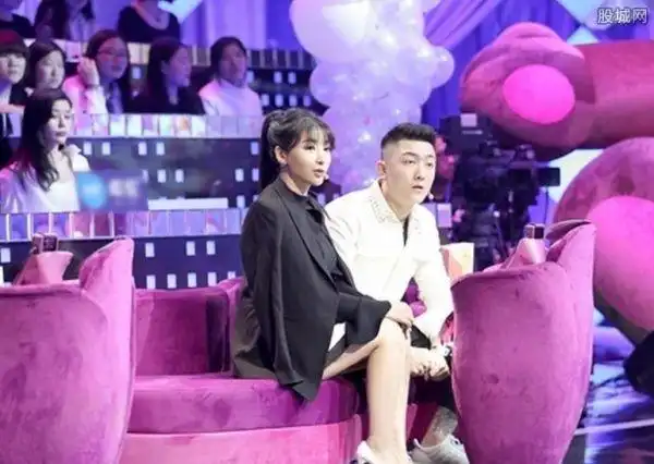 吴映洁为什么叫鬼鬼?吴映洁的老公是谁