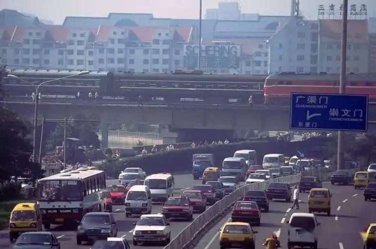 上世纪90年代北京的轿车小面油耗是多少_搜狐汽车_搜狐网