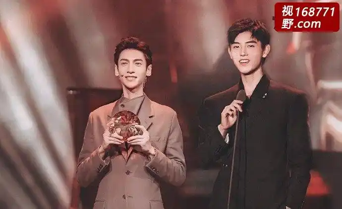 陈飞宇罗云熙合体发糖这不这两年的耽改剧最爆流量