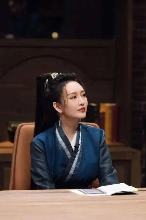 王鸥超话#王鸥大侦探#    《#大侦探决战山海之巅#》  收到英雄帖