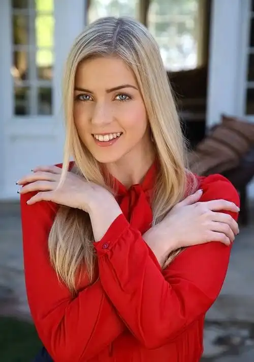 abigaile johnson精彩图片集-明星图片-天天图库-天天排行网