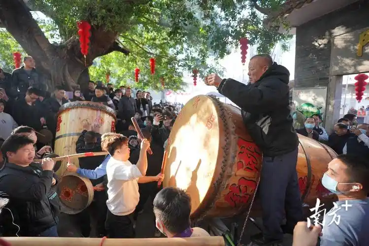 穿越千年的龙华大鼓,又响了 | 让家乡出圈_罗浮山_锣鼓_传统