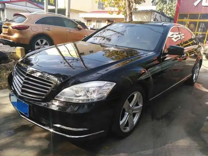 【青岛】2006年6月 奔驰s级 2006款 s500 5.0l 手自一体