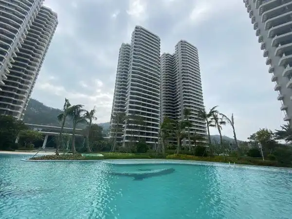 广东阳江一线海景房阳西沙扒湾荣盛山湖海御海湾精装现房总价25万起