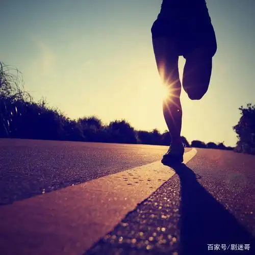 为了梦想,为了藏族不能上学的孩子,我们一直奔跑在路上