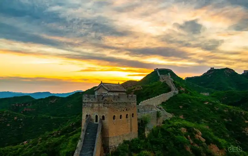 金山岭长城雄伟壮观景色迷人