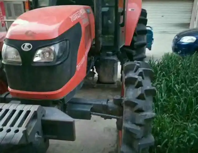 用了700小时的久保田954拖拉机,水田耕地还是很轻松