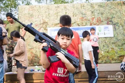 麻涌创艺生态园儿童真人cs挑战赛双十一开枪