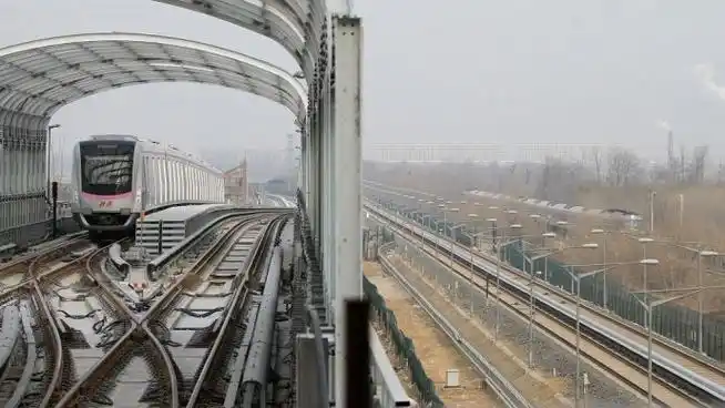 地铁昌平线(beijing subway changping line),又名"北京地铁27号线"