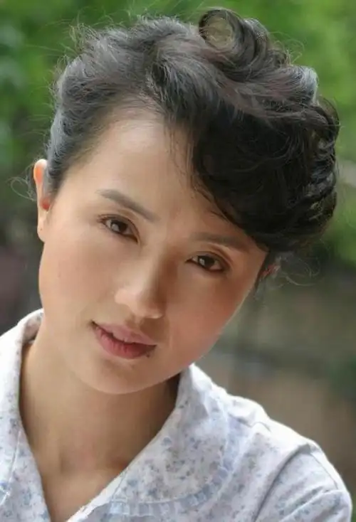 "国民媳妇"朱媛媛的纯粹人生,和她一生最爱的男人辛柏青