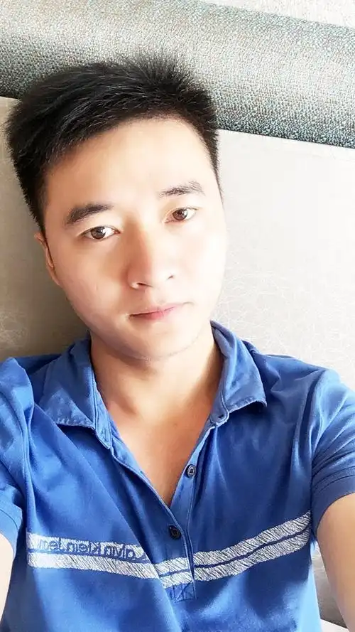 35岁离异男征婚照片(id:1513675)_广东深圳征婚交友_我主良缘网