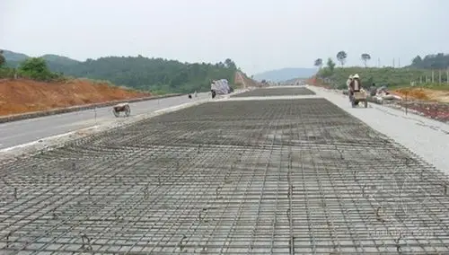 连续配筋混凝土路面