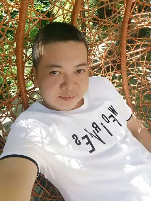 38岁离异男征婚照片(id:1078510)_广东佛山征婚交友_我主良缘网