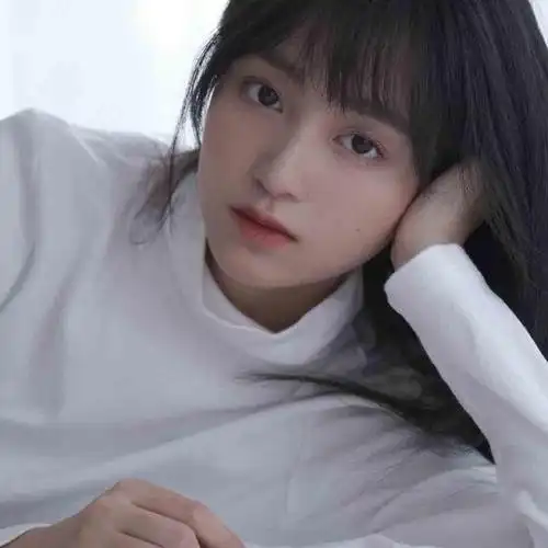 2021小圆脸真人美女头像,女生头像图片-回车桌面