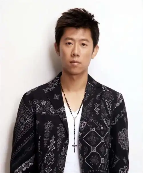 15年后再看夏雨,放弃高圆圆,回到袁泉身边,才是最明智的选择!