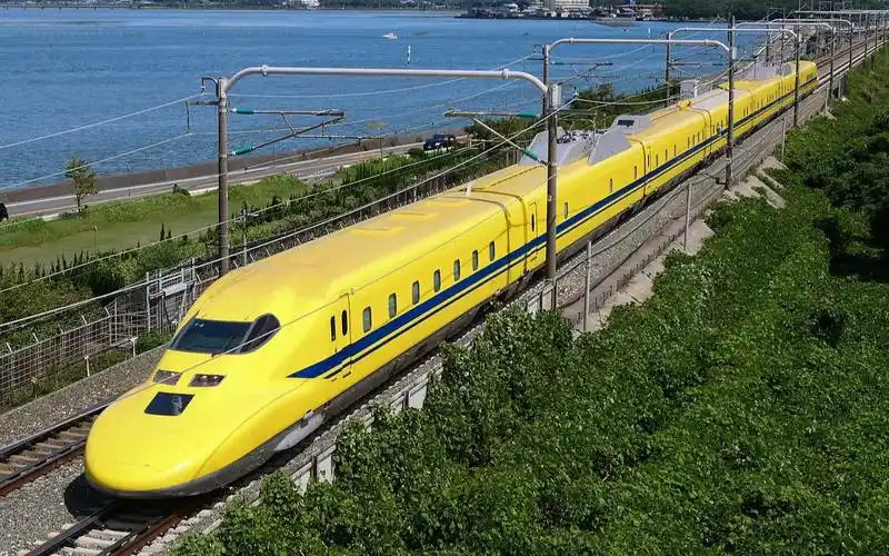 【黄医生】日本新干线923系动检车高速通过合集_哔哩哔哩_bilibili