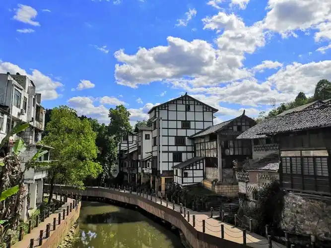 七一文学丨漫步罗泉古镇丨曹永胜专栏