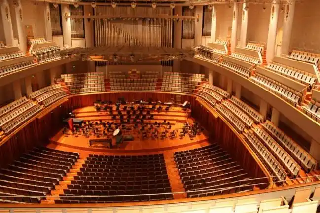 四国家大剧院鸟蛋里面别有洞天