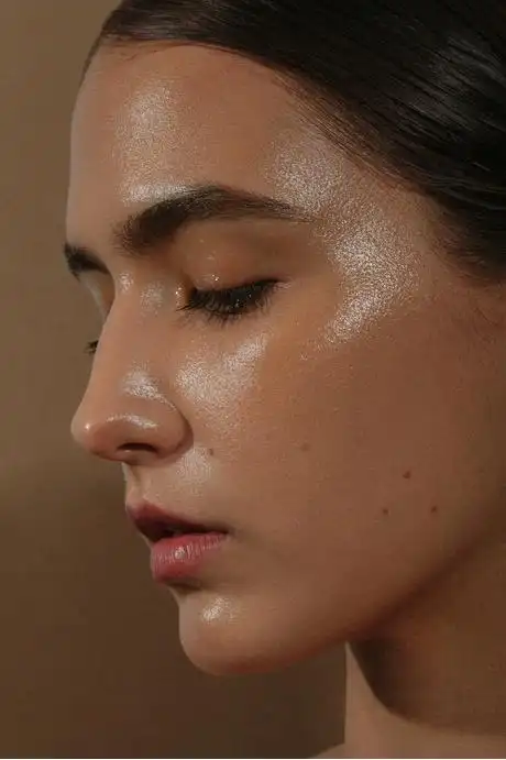 满面油光,不仅是皮肤的问题|脸部|毛孔|皮肤|肌肤