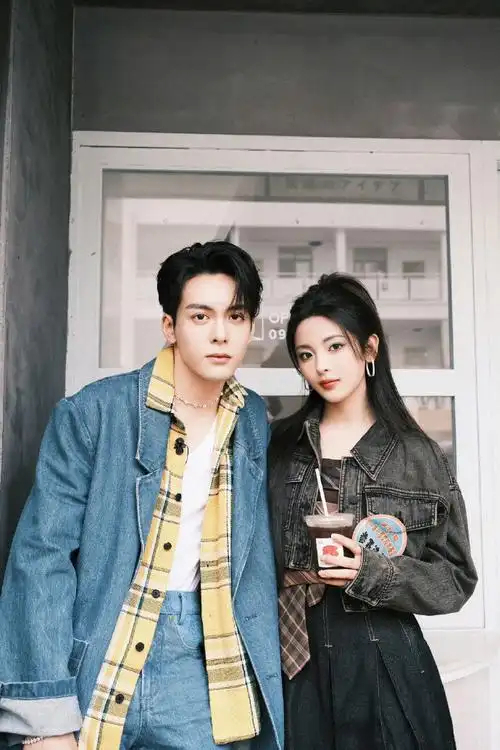 曾舜晞晒与杨超越孟子义合照##曾舜晞杨超越孟子义同框