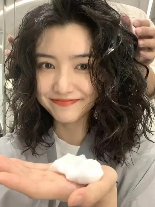 中发羊毛卷蛋卷头大圆脸适合发型细软发