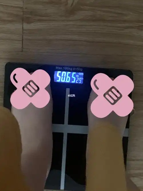 瘦到49公斤打卡第二天现已瘦09斤