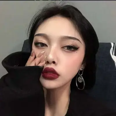 超拽霸气#御姐范_女生头像_我要个性网