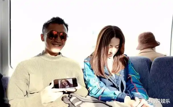 当不了顶流,就当顶流经纪人,霍汶希手握的才是大女主剧本吧_容祖儿