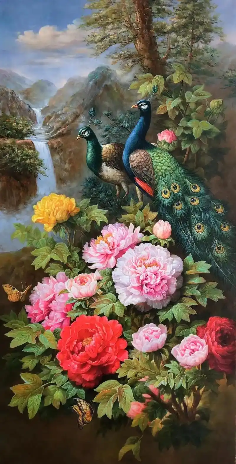 《富贵吉祥》 牡丹花开之时繁花似锦,雍容华贵,孔雀代表吉 - 抖音