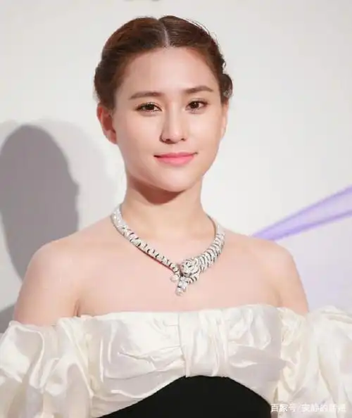 赌王女儿何超莲